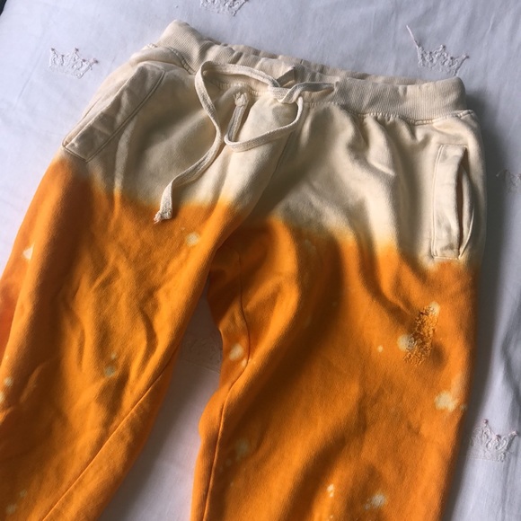 Never worn Le Detresse distressed sweatpants - Picture 2 of 4